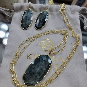 Kendra Scott set